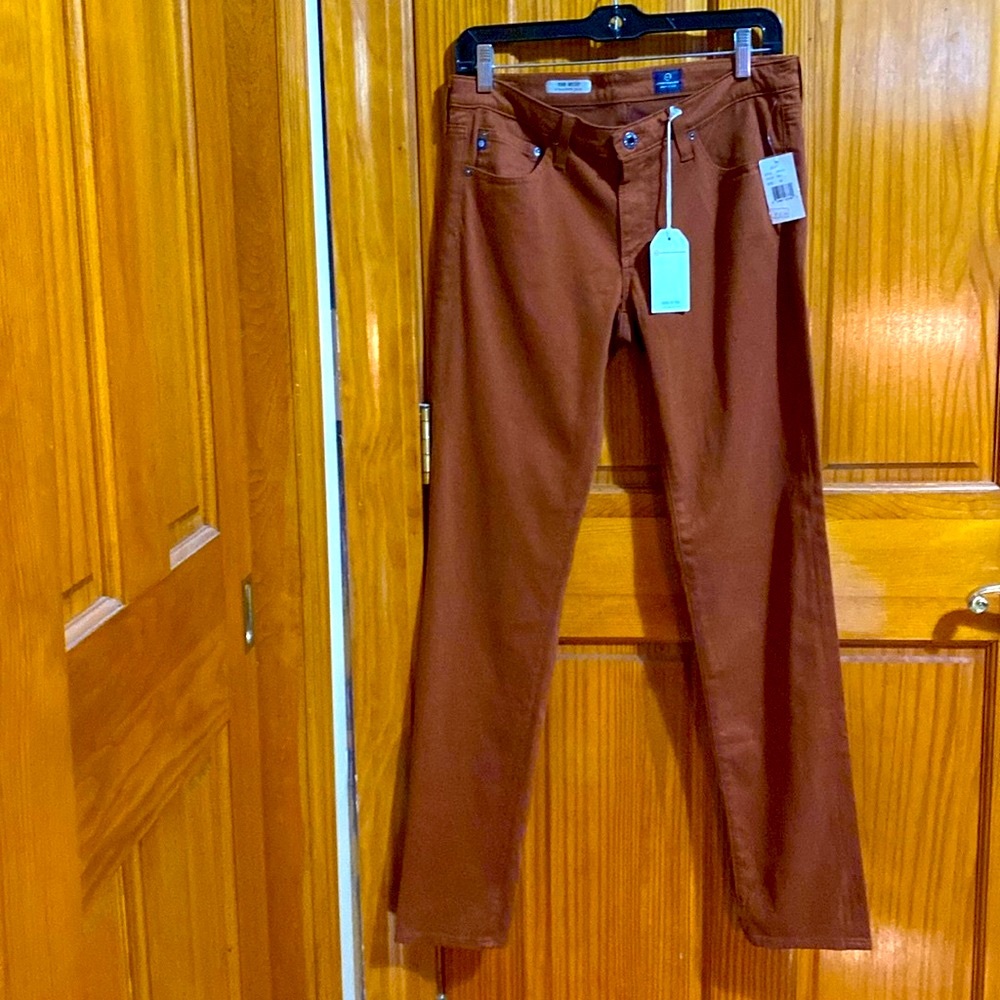 Woman’s “The Stilt” Cigarette Jean.